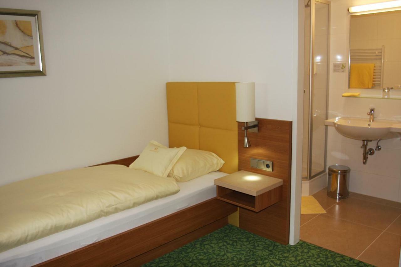 Hotel Sonnenhof Timelkam Екстериор снимка